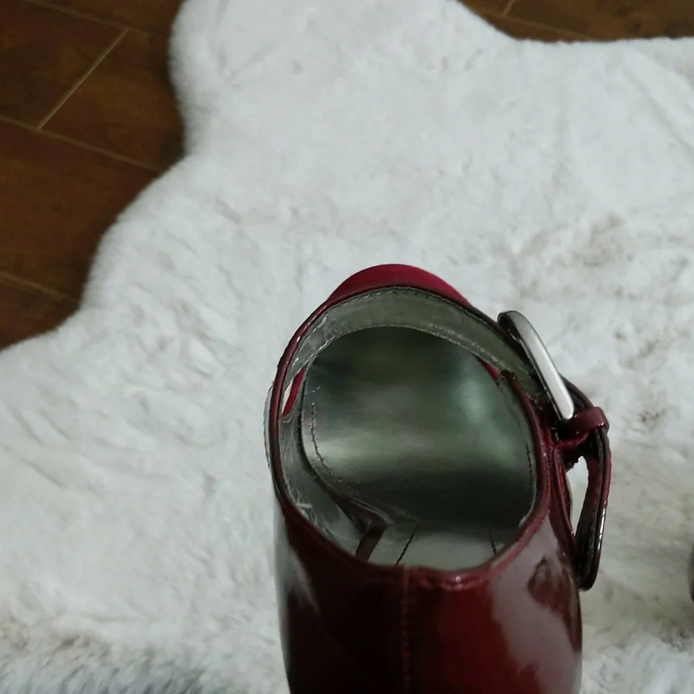 Style & Co| Vintage Burgundy suede high heel pump - Picture 13 of 14